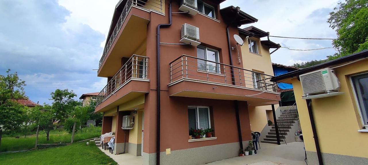 Къща За Гости Светлана Sapareva Banya Exterior foto